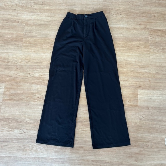 ASOS Stradivarius Wide Leg Relaxed Dad Pant (Black) - Picture 6 of 7